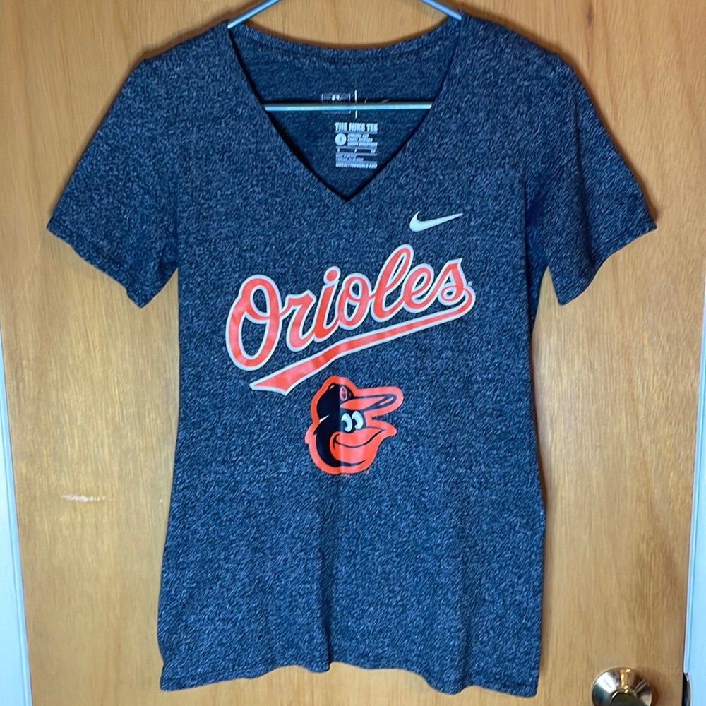 Nike MLB Baltimore Orioles Womens Small T-Shirt Heather Dark Gray Baseball
